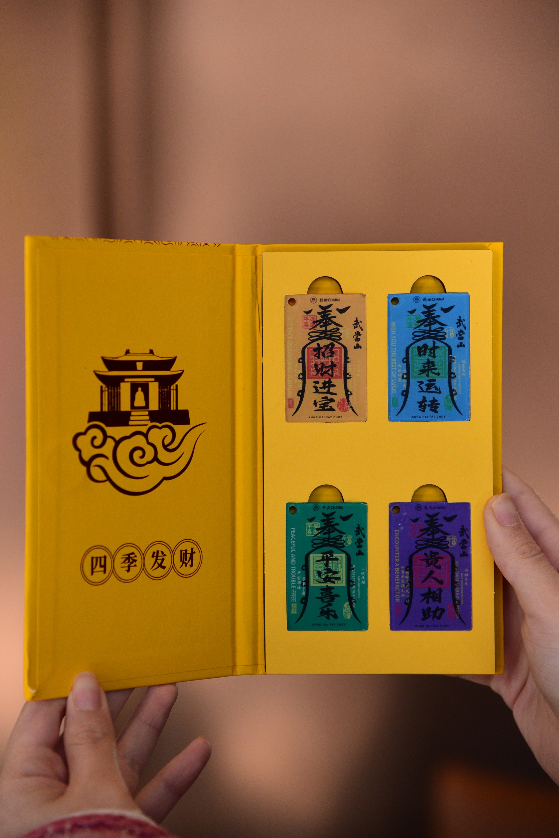 009-Riqueza Accesorio ornamental